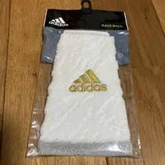 アディダス　adidas リストバンド