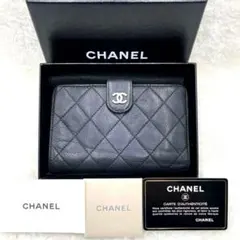 CHANEL 2つ折り 財布 マトラッセ キャビアスキン ココマーク 付属品有