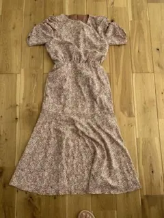 花柄パフスリーブロングワンピース