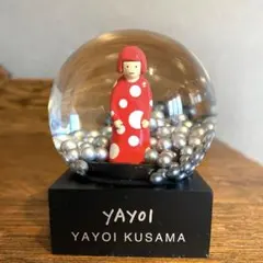 YAYOI KUSAMA スノードーム