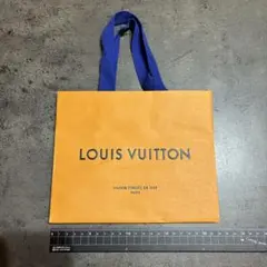 Item thumbnail for item c0bee7b2-1c1b-4010-8ba5-607291bb1fe2