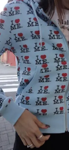 Ashley Williams I LOVE ME パーカー 水色 - メルカリ