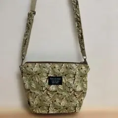 ウィリアムモリス・アカンサス　ショルダーバッグ　ハンドメイド