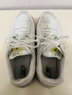 New Balance 725 ホワイト スニーカー