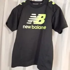 new balance Tシャツ 140サイズ 黒/蛍光イエロー