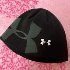 イ*イ様 アンダーアーマー子供向け　ニット帽