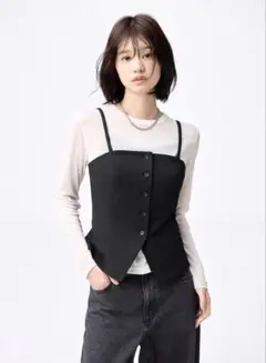 【新品未使用】人気完売品！GU ジーユー フロントボタンビスチェ ブラック