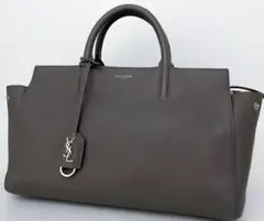 Item thumbnail for item c1acfffa-8b37-44a7-aa1b-220e5d6e637d