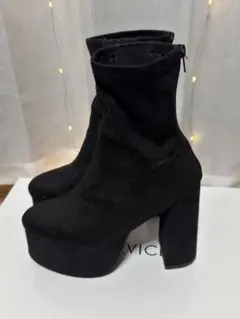 厚底 / 太ヒール / プラットフォーム / ブラックブーツ