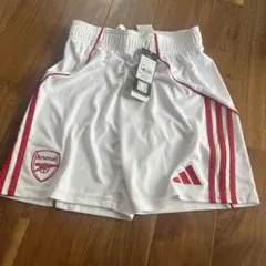 新品　adidas Arsenal ショートパンツ 150cmのサムネイル