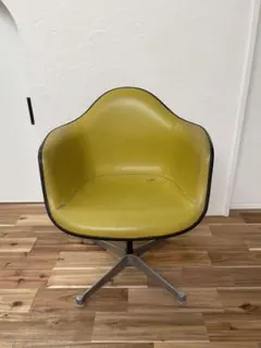 2025年最新】イームズ ナウガレザーの人気アイテム - メルカリ