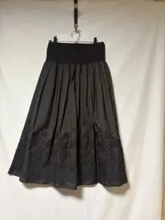 立体的 3Dアート フレアスカート 花柄 ブラウン