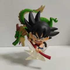ドラゴンボール超戦士フィギュア 孫悟空 &シェンロン 【中古品】