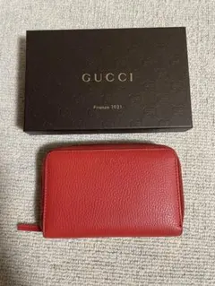 GUCCI レッド二つ折り財布