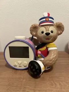 美品】ディズニーシー ダッフィ– デジタル目覚まし置時計 - メルカリ