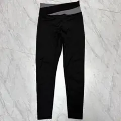 配色ヨガレギンス ハイウエスト 黒 XL フィットネス　美脚　ジムピラティスのサムネイル