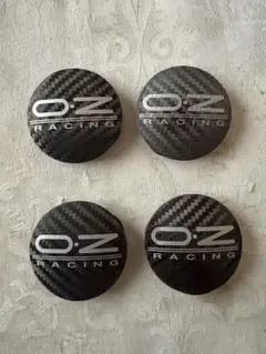 OZ Racing 純正センターキャップ 4個セット カーボンシルバー M673 