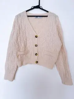 ZARAベージュ ケーブルニット カーディガン
