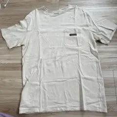 ベージュ Tシャツ