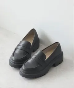 厚底ローファー 24