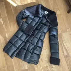 SNOWMAN ブラックダウンジャケット XSのサムネイル