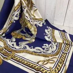 HERMES エルメス スカーフ カレ90 BRIDE DE COUR ネイビーのサムネイル
