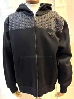 超美品！！PRADA　スタッズパネル　ジップアップパーカー　ブラック　XLのサムネイル