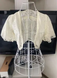 未使用品近いレースボレロ 半袖 結婚式 パーティー フォーマル2wayのサムネイル