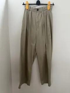 conte チノタックワイドパンツ