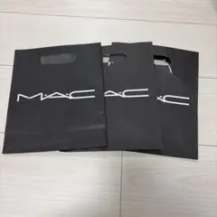 Item thumbnail for item 90418fc2-b3b5-4608-a767-f40b52c2313b