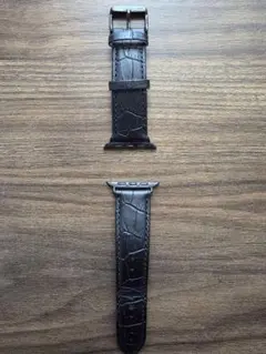 【本革】​Apple Watch バンド クロコ型押し ブラック