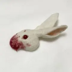 のそ子 Killer Rabbit Brooch 殺人ウサギブローチ うさぎ