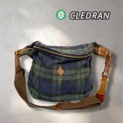 ＄30 ♪ CLEDRAN 三日月型 ハーフムーン ショルダーバッグのサムネイル