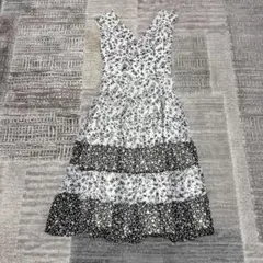 期間限定値下げ☆MISCH MASCH花柄 Vネック フレアワンピース