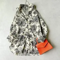 定価4.6万☆レリアン Leilian ボタニカル　フラワー　ブラウス　花柄のサムネイル