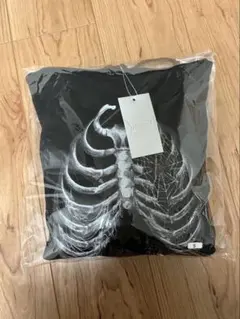 希少 レア 新品未開封品 ルイーズ・ブルジョワ Tシャツ XL ママン 