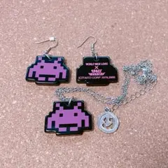 WORLD WIDE LOVE!　インベーダーコラボ　アクセセットのサムネイル