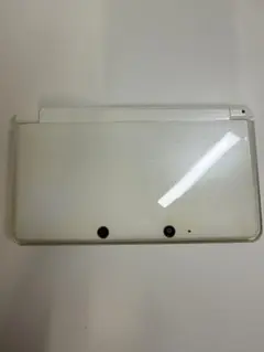 ニンテンドー3DS 本体 ホワイト　充電器付き　☺︎