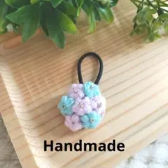 ハンドメイド ぷっくり小花のヘアゴム （ピンク×パステルグリーン）