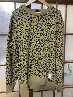 H&M レオパード柄 スウェット Sのサムネイル