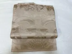 名古屋帯　シャンパンベージュ　花瓶と花柄のサムネイル