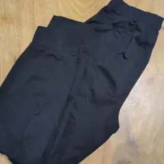 ユニクロ　ブラック　150