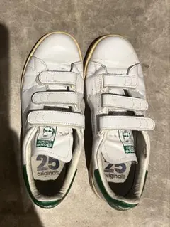 adidas Stan Smith ベルクロスニーカー
