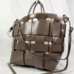 美品 ZANCHETTI ザンケッティ ウーブン　ミディ　バッグ レザーのサムネイル