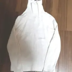 ファミリアハイネックニット