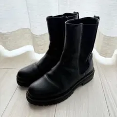 Item thumbnail for item e12db2ce-9979-4deb-ac73-d8c936a3dcb4