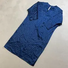 美品・早い者勝ち✨ ノット シルクワンピース Sサイズ ブルー 総柄のサムネイル