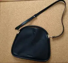 CHARLES & KEITH ショルダーバッグ　2wayのサムネイル