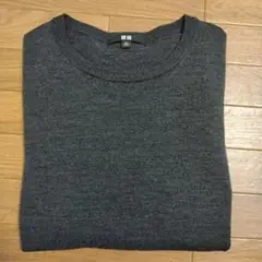 ユニクロ　エクストラファインメリノクルーネックセーター