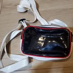 Item thumbnail for item 3f8d3b89-140a-4f9a-acab-601128e51991